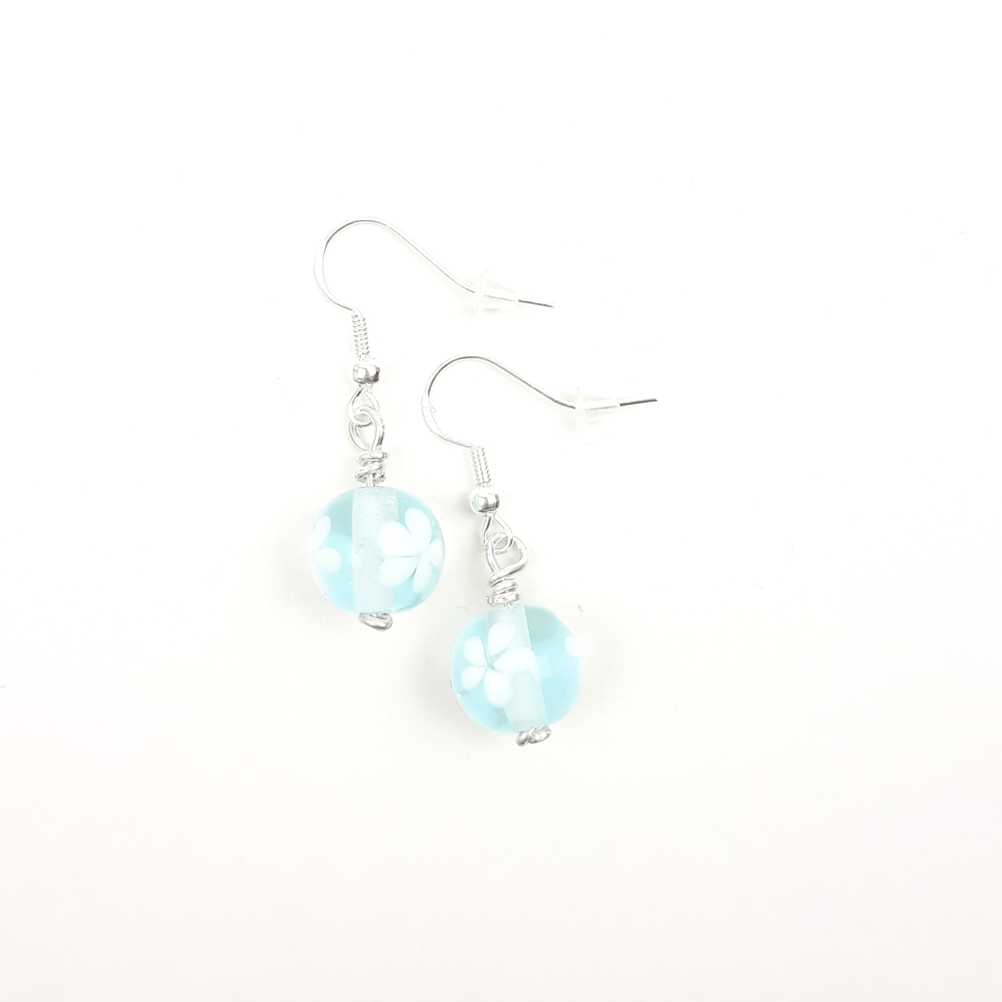 Blümchen-Ohrringe hellblau