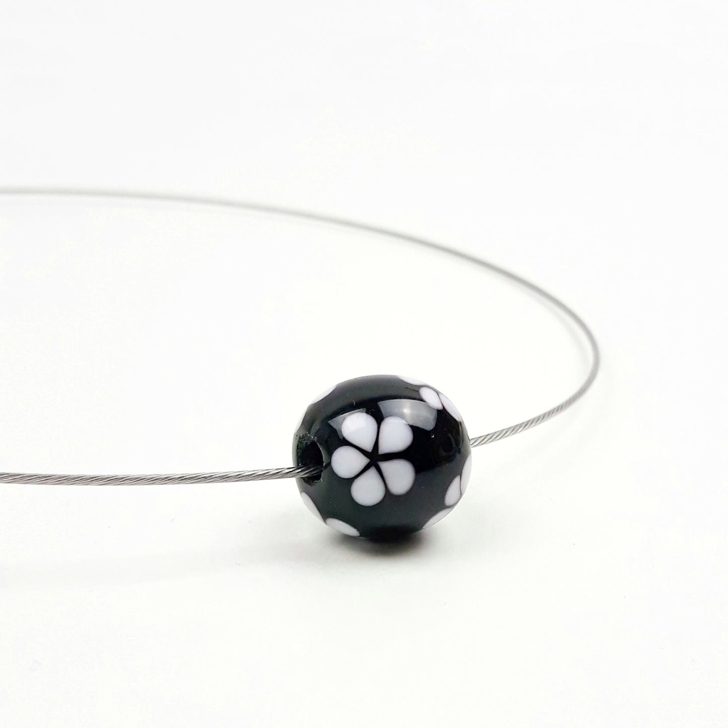 Blümchen Kette schwarz
