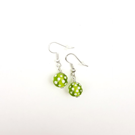 Punkte Ohrringe grün