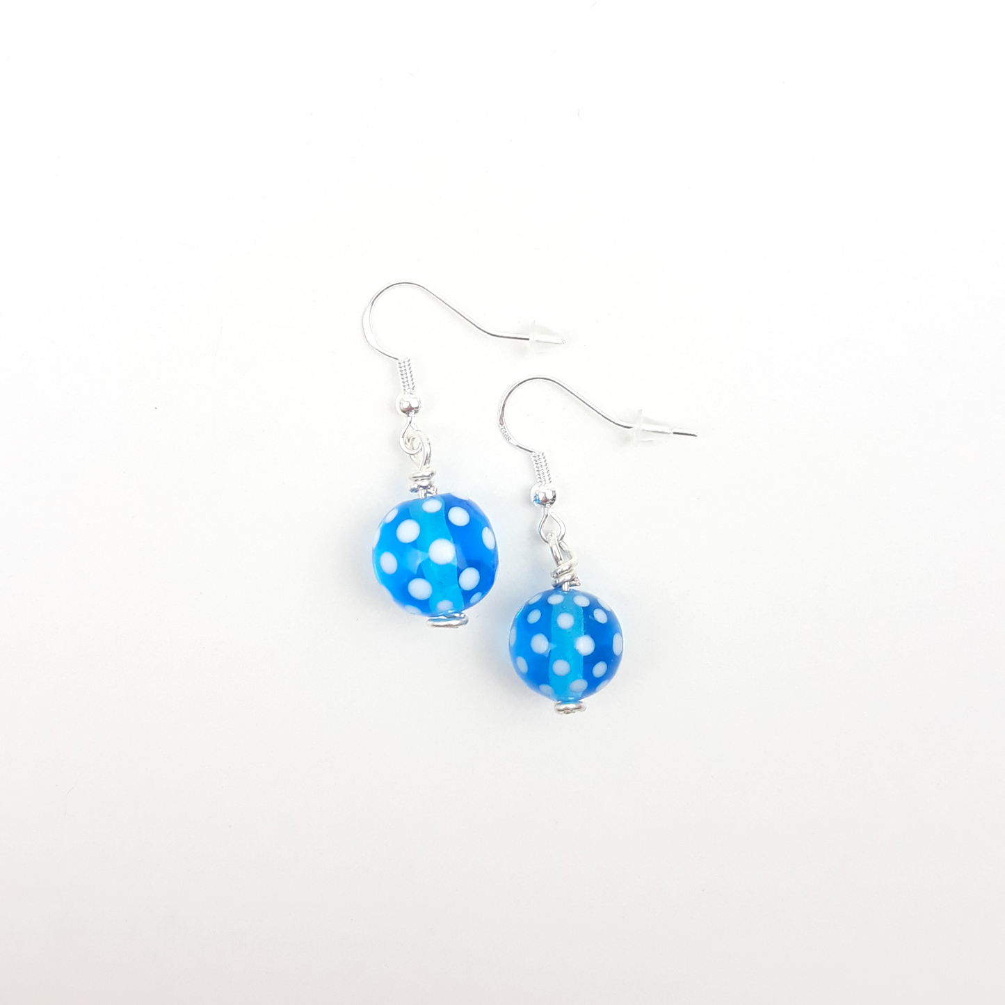 Punkte Ohrringe helltürkis