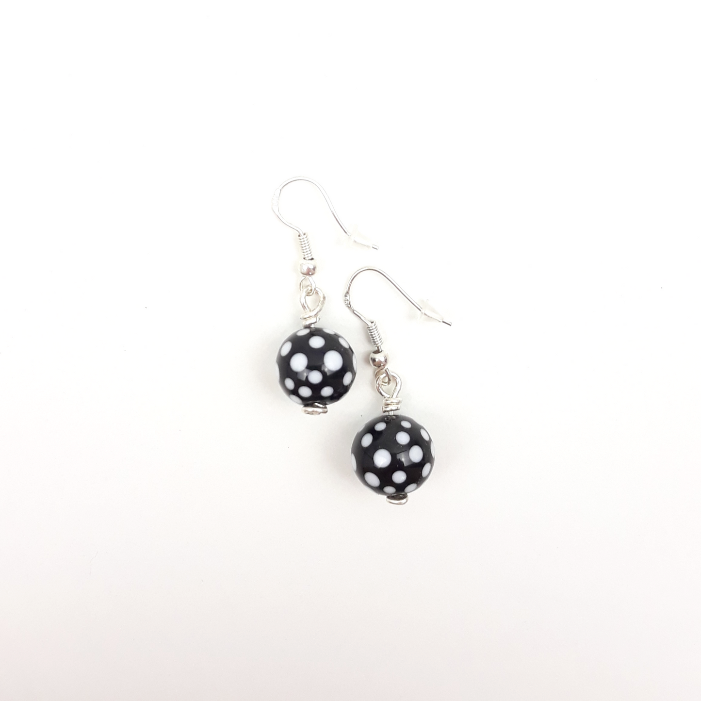 Punkte Ohrringe schwarz
