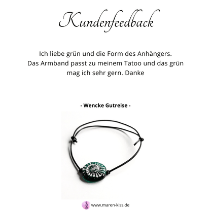 Armband mit handgedrehter Glasperle mit Schneckenabdruck