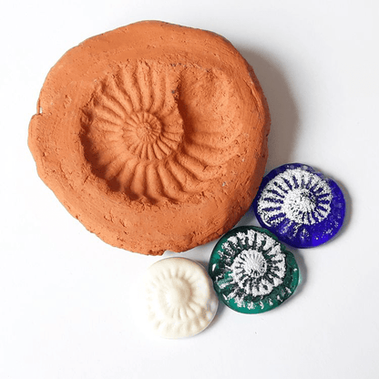 Ammonitenabdruck handgedrehte Glasperle