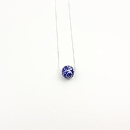 Wirbel Kette blau